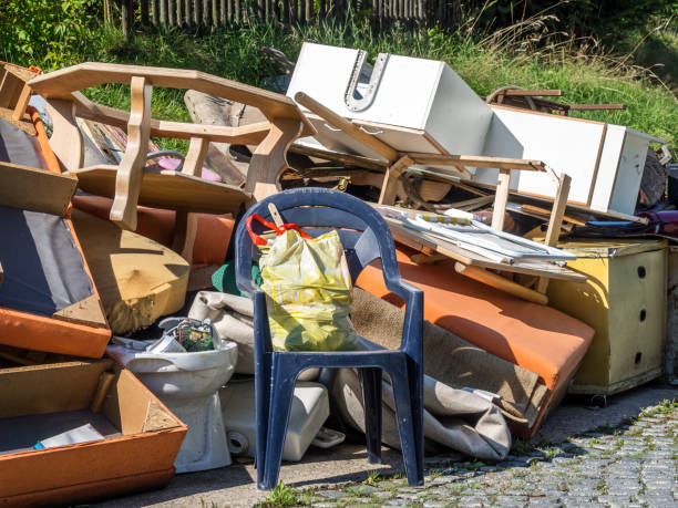 Best Yard Cleanup Services  in Northford, CT